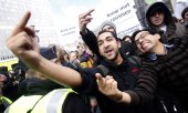 A demonstration against the Sweden Democrats in Stockholm. (© picture-alliance/dpa)