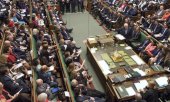 The House of Commons in session. (© picture-alliance/dpa)