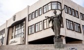 The parliament building in Bratislava. (© picture-alliance/Weingartner)