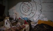 Instructions for survival in the event of nuclear war in a bunker in Kyiv. (© picture alliance/abaca/Lafargue Raphael)