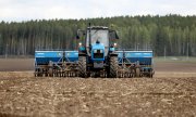 Large areas of agricultural land in Ukraine are being rendered unusable. (© picture alliance/dpa/TASS / Donat Sorokin)