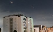 Israel's Iron Dome air defence system was able to prevent fatalities but 31 people were injured. (© picture-alliance/ASSOCIATED PRESS / Tomer Neuberg)