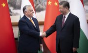 Orbán and Xi on 8 July in Beijing. (© picture alliance/ASSOCIATED PRESS/Vivien Cher Benko)