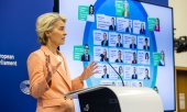 The new commission is to consist of 16 men and 11 women and will be in office until 2029. (© picture-alliance/dpa/Philipp von Ditfurth)