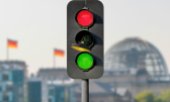 If the Chancellor fails the vote of confidence, the prerequisite for the dissolution of the Bundestag and early elections would be fulfilled. (© picture alliance / agrarmotive / Klaus-Dieter Esser)