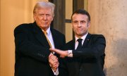 Donald Trump and Emmanuel Macron on 7 November 2024 in Paris. (© picture-alliance/dpa/MAXPPP / Julien Mattia / Le Pictorium)