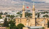 The Selimiye Mosque in the northern part of Nicosia. (© picture alliance / pressefoto_korb / Micha Korb)