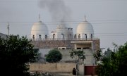 Mosque allegedly hit by an Indian missile strike in Bahawalpur, Pakistan. (© picture-alliance/ASSOCIATED PRESS / Asim Tanveer)