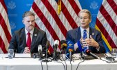 US Trade Representative Greer (left) with Treasury Secretary Bessent in Geneva on 12 May. (© picture alliance/KEYSTONE/JEAN-CHRISTOPHE BOTT)