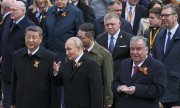 Belarusian president Lukashenka (left), Chinese president Xi, Russian president Putin, Slovakian prime minister Fico (centre-right), and Serbian president Vučić (right). (© picture alliance/ASSOCIATED PRESS/Yuri Kochetkov)