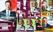 Election posters in Poland (© picture alliance / NurPhoto / Beata Zawrzel)